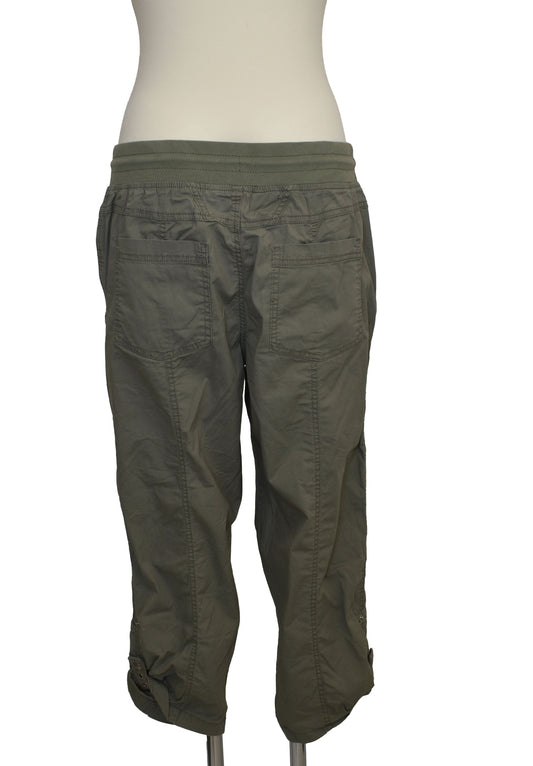 Gráar cargo capri buxur