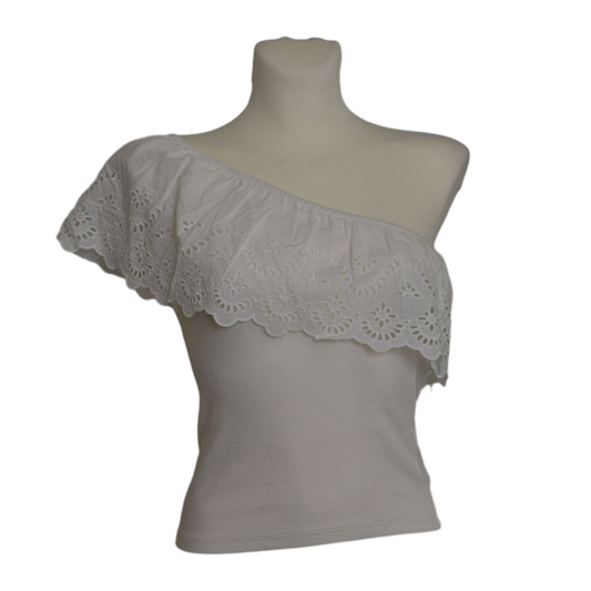 Hvítur one shoulder bolur með blúndu